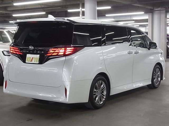 Toyota ALPHARD 2024
