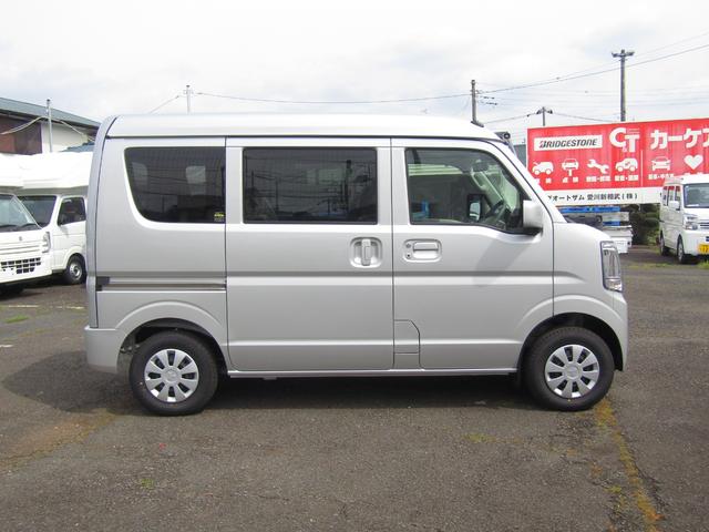 Mitsubishi MINICAB VAN 2025