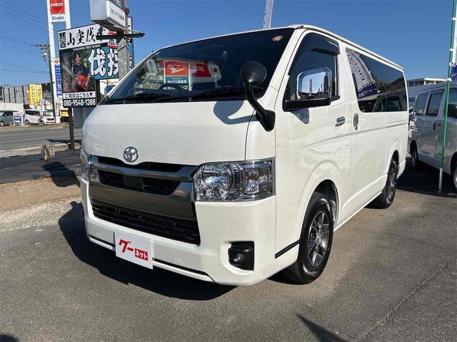 Toyota HIACE VAN 2025