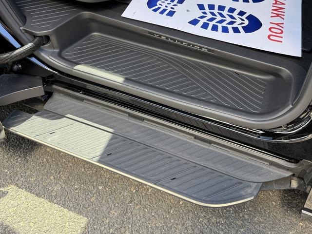 Toyota VELLFIRE 2025