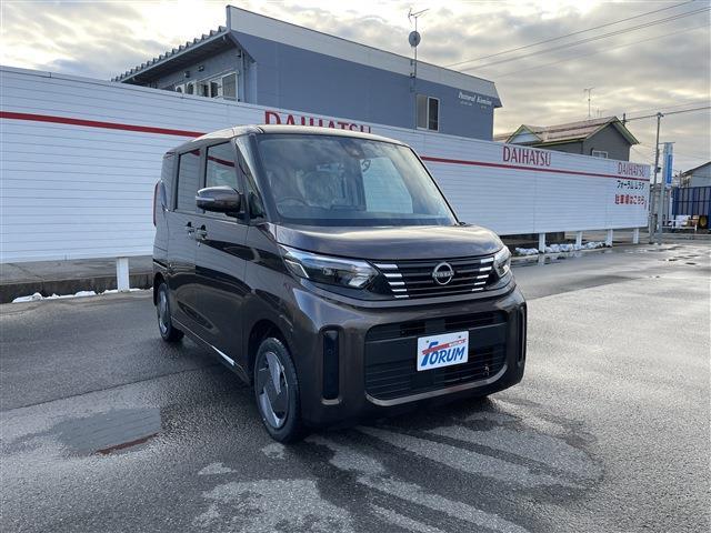 Nissan ROOX 0