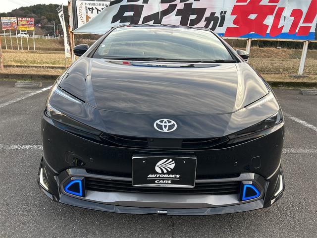 Toyota PRIUS 2025