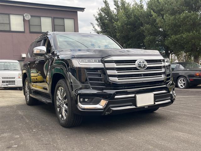 Toyota LAND CRUISER 2023