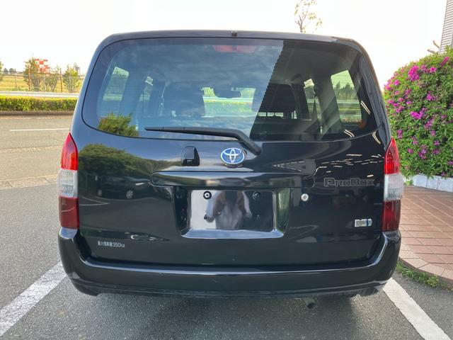 Toyota PROBOX 2024