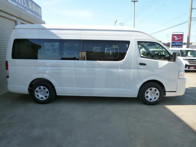 Toyota HIACE VAN 2026