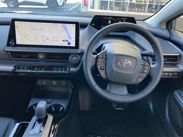 Toyota PRIUS 2025