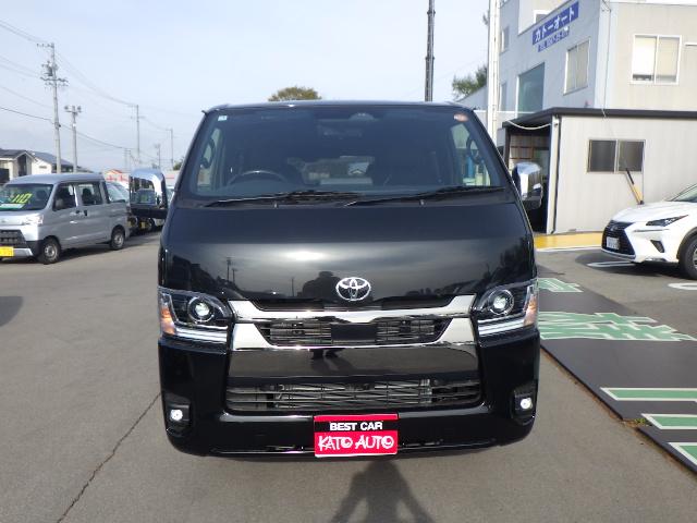 Toyota HIACE VAN 2026