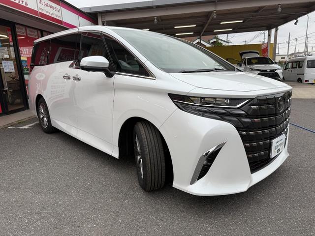 Toyota ALPHARD HYBRID 2026