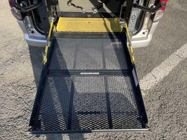 Nissan NV200 VANETTE VAN 2014