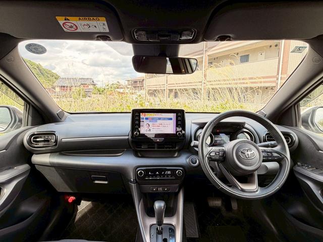 Toyota YARIS 2024