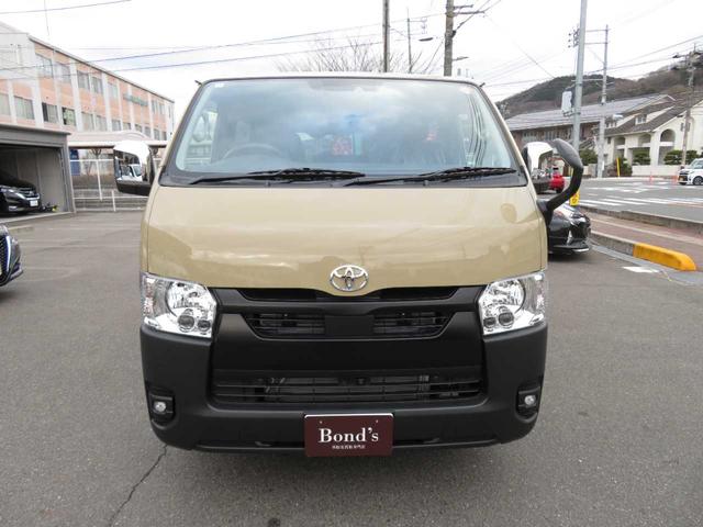Toyota HIACE VAN 2025