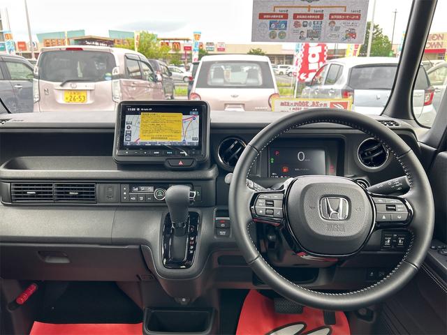 Honda N-BOX CUSTOM 2025