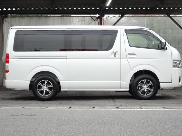 Toyota HIACE VAN 2025