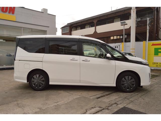 Nissan SERENA 2023