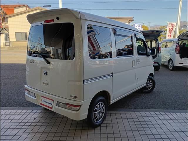 Toyota PIXIS VAN 2021