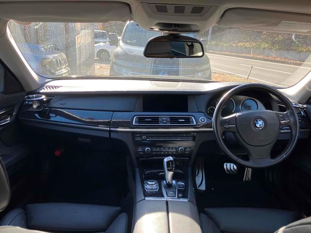 BMW 7 Series 2010