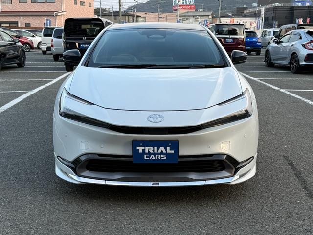 Toyota PRIUS 2025