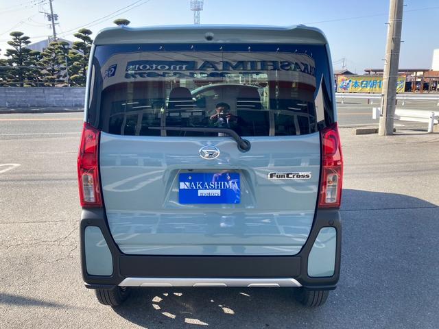 Daihatsu TANTO 2022