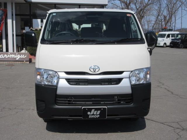Toyota HIACE VAN 2026