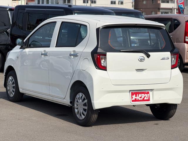 Daihatsu MIRA E:S 2025
