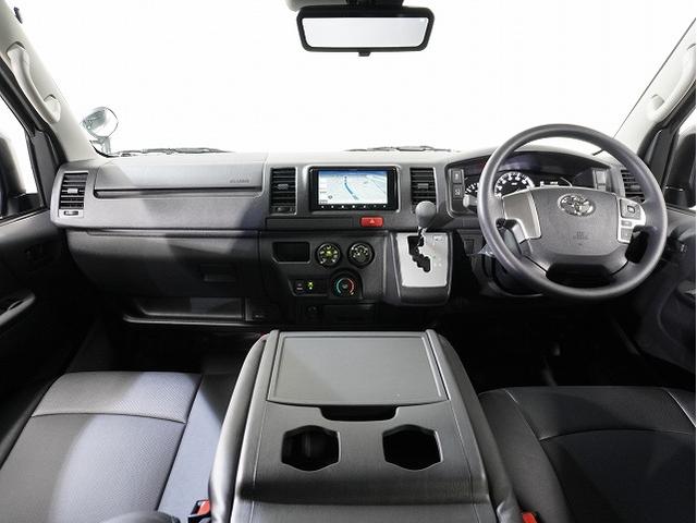 Toyota HIACE VAN 2026