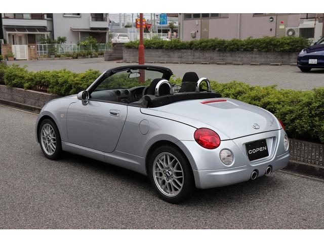 Daihatsu COPEN 2004