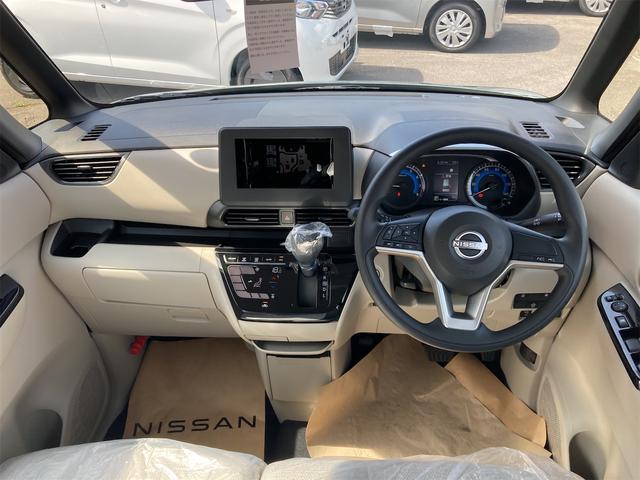 Nissan ROOX 2024