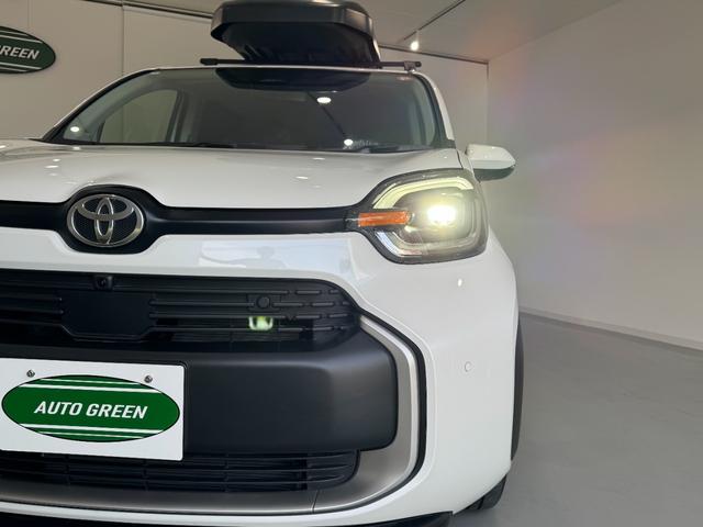 Toyota SIENTA 2024