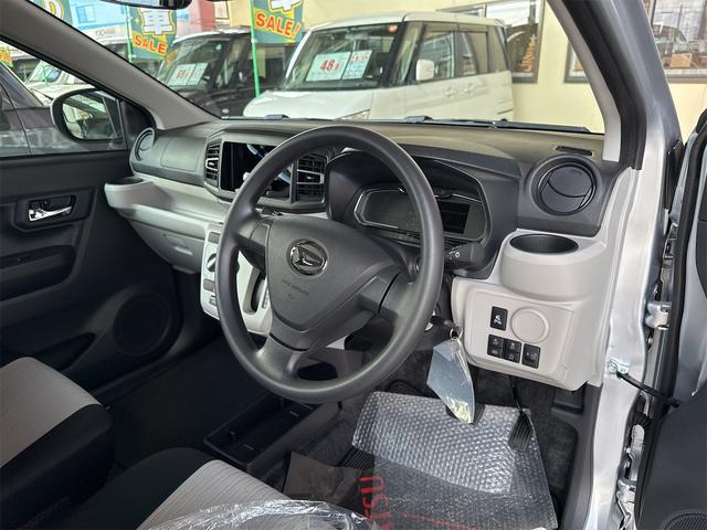 Daihatsu MIRA E:S 2025