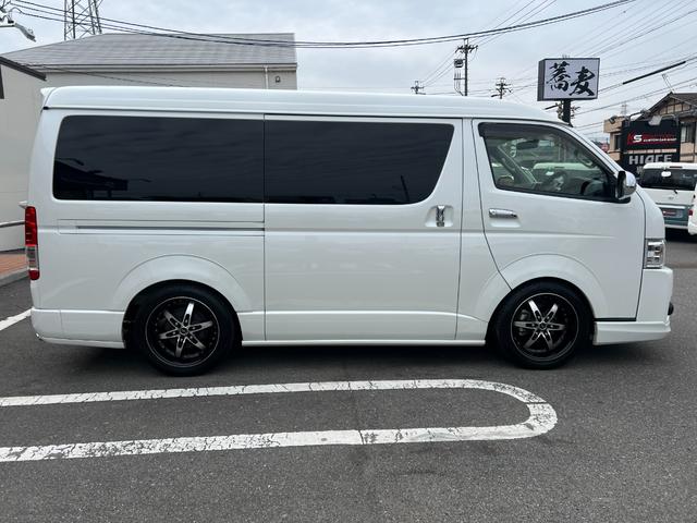 Toyota HIACE WAGON 2019