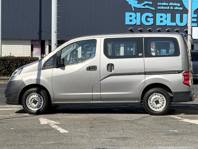 Nissan NV200 VANETTE VAN 2009