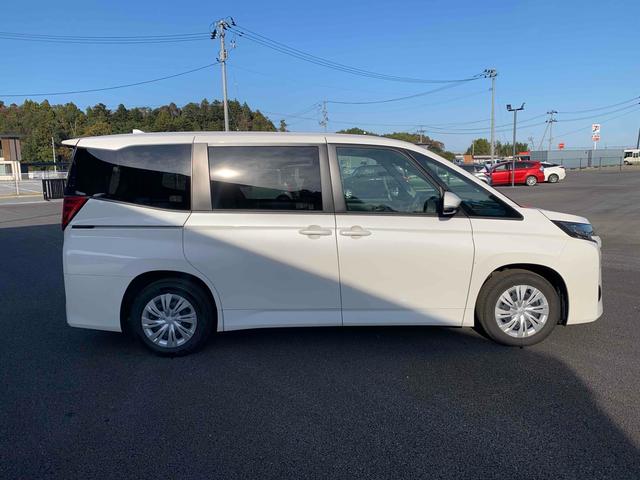 Toyota NOAH 2025