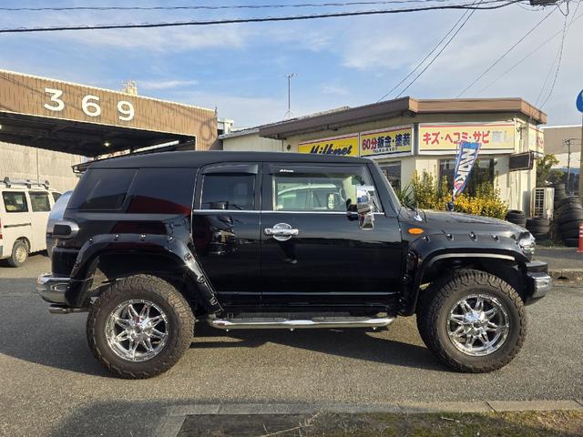 Toyota FJ CRUISER 2012