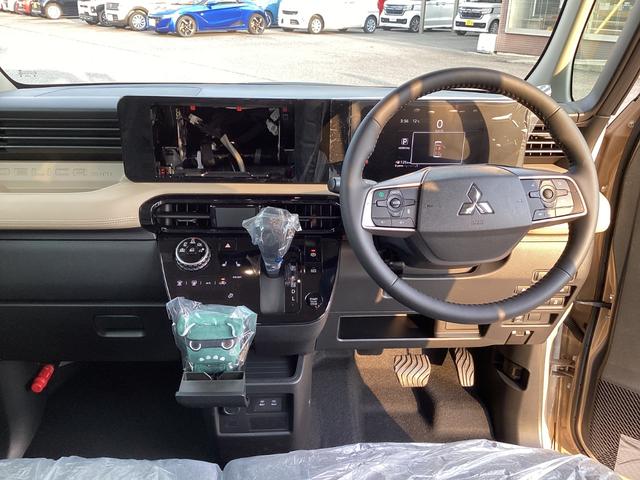 Mitsubishi DELICA MINI 2025