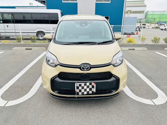 Toyota SIENTA 2024