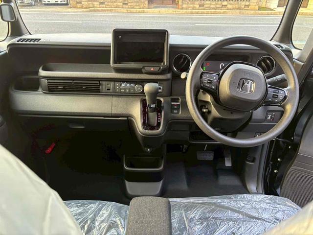 Honda N-BOX CUSTOM 2025