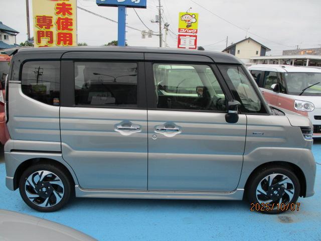 Suzuki SPACIA CUSTOM 2024