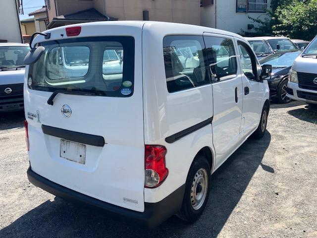 Nissan NV200 VANETTE VAN 2010