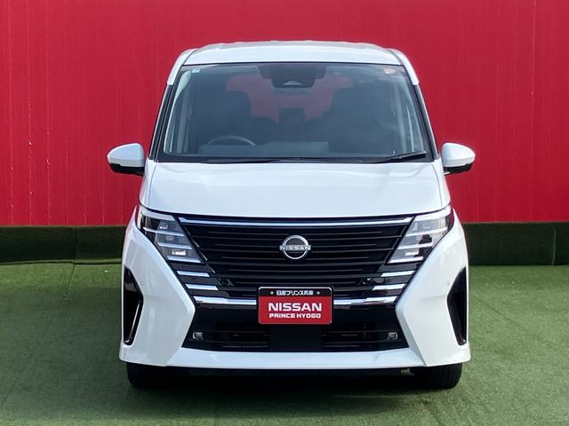 Nissan SERENA 2025