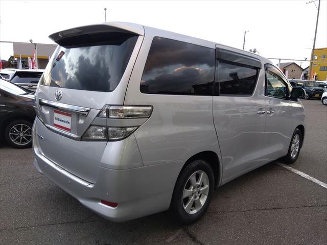 Toyota VELLFIRE 2009
