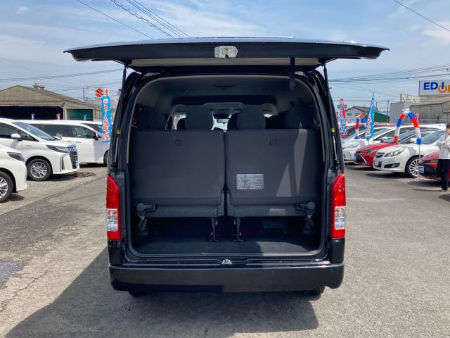 Toyota HIACE WAGON 2022