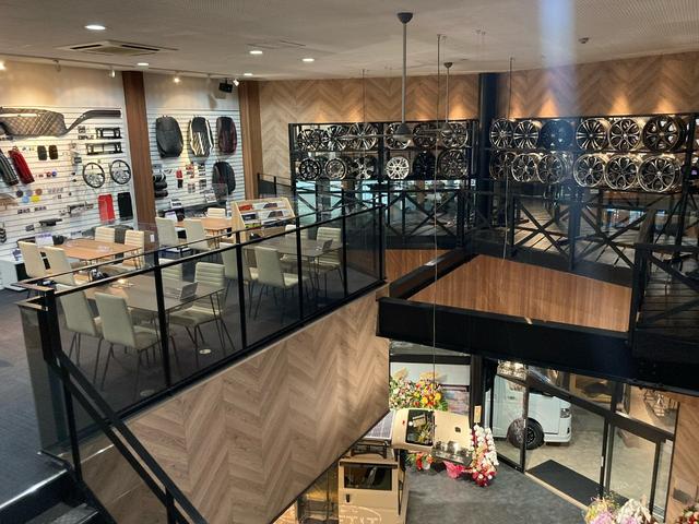 Toyota HIACE WAGON 2023