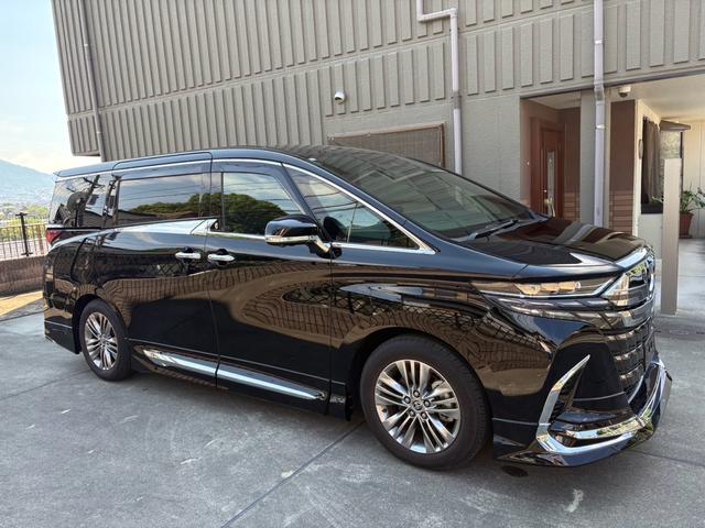 Toyota ALPHARD 2024