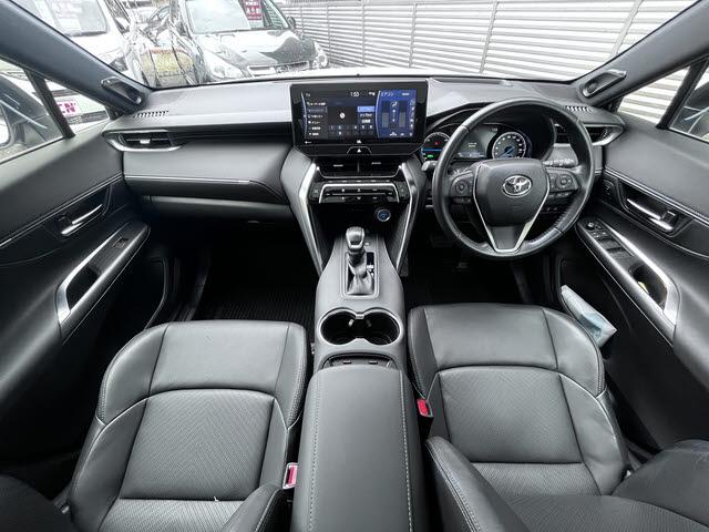 Toyota HARRIER HYBRID 2021