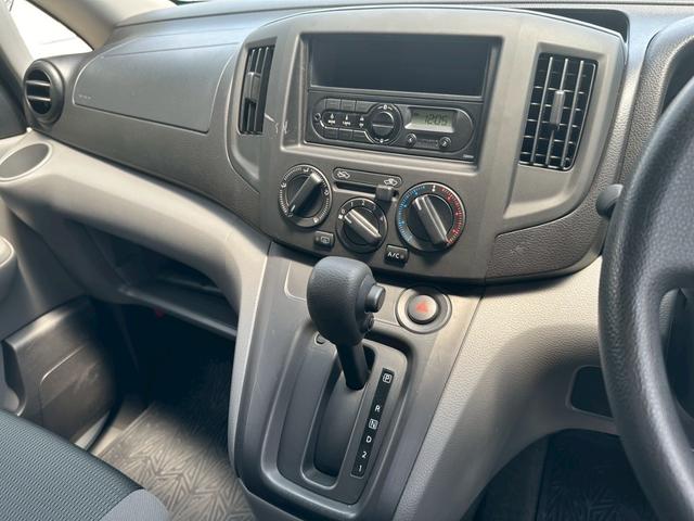 Nissan NV200 VANETTE VAN 2018