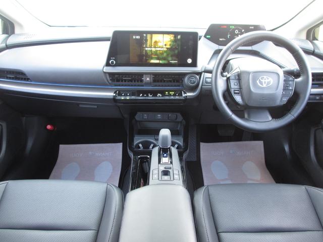 Toyota PRIUS 2024