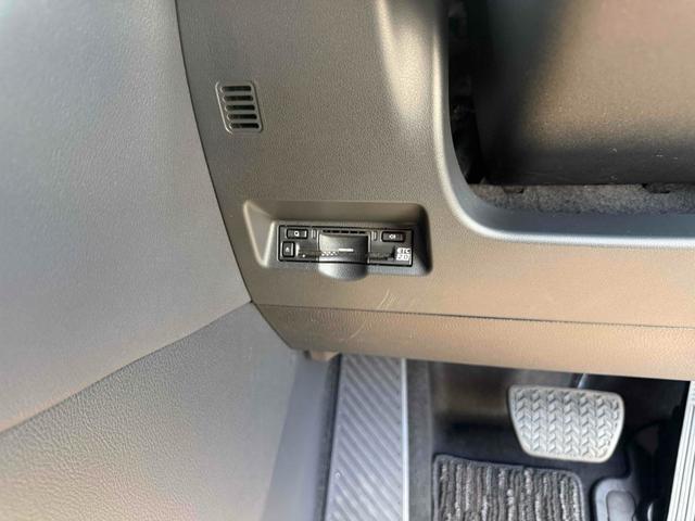 Toyota ALPHARD 2025