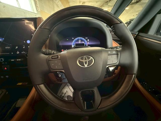 Toyota VELLFIRE 2025