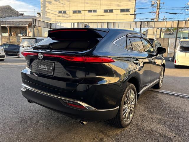 Toyota HARRIER 2021