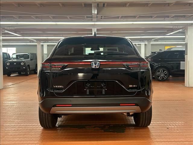 Honda VEZEL 2025